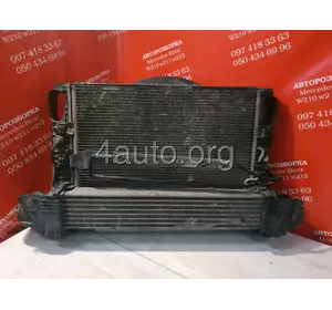 Радиатор охлаждения двигателя 2115003402 Mercedes